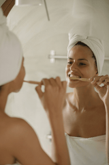 Dentes Brancos Naturalmente - MPL beauty