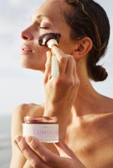 lumineux : masque au miel et açaí